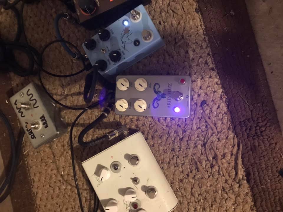 Testing the new Aries Fuzz pedal by SeaWolf Audio